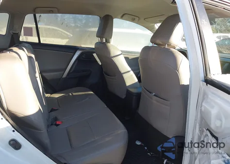 2015 Toyota Rav4 Le z USA, uszkodzony, nr VIN 2T3BFREV9FW313357